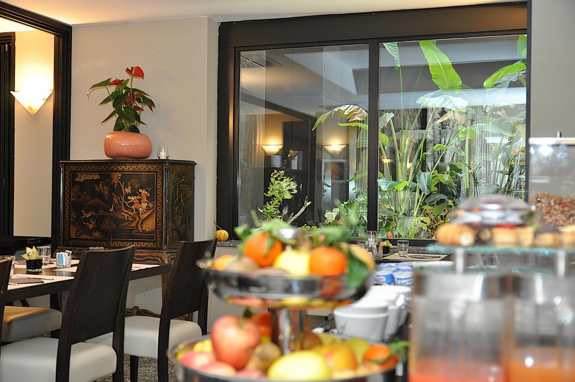 Hotel Comtur Binasco Extérieur photo